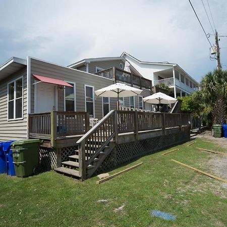 Salty Shack Unit C - Salty Shack - Dog Friendly Home - Across From The Beach - Central Location! Folly Beach Oda fotoğraf