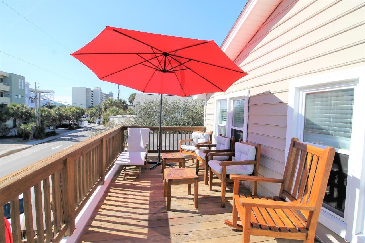 Salty Shack Unit C - Salty Shack - Dog Friendly Home - Across From The Beach - Central Location! Folly Beach Dış mekan fotoğraf
