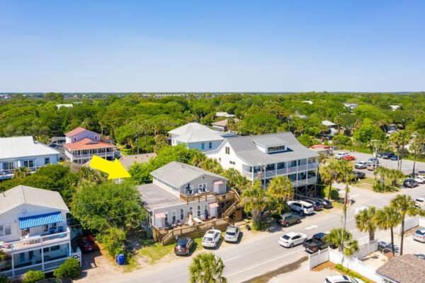 Salty Shack Unit C - Salty Shack - Dog Friendly Home - Across From The Beach - Central Location! Folly Beach Dış mekan fotoğraf